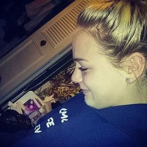 Meet your Posher, Marissa